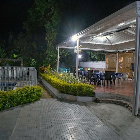 Hostal El Ruby Villavieja Eksteriør bilde