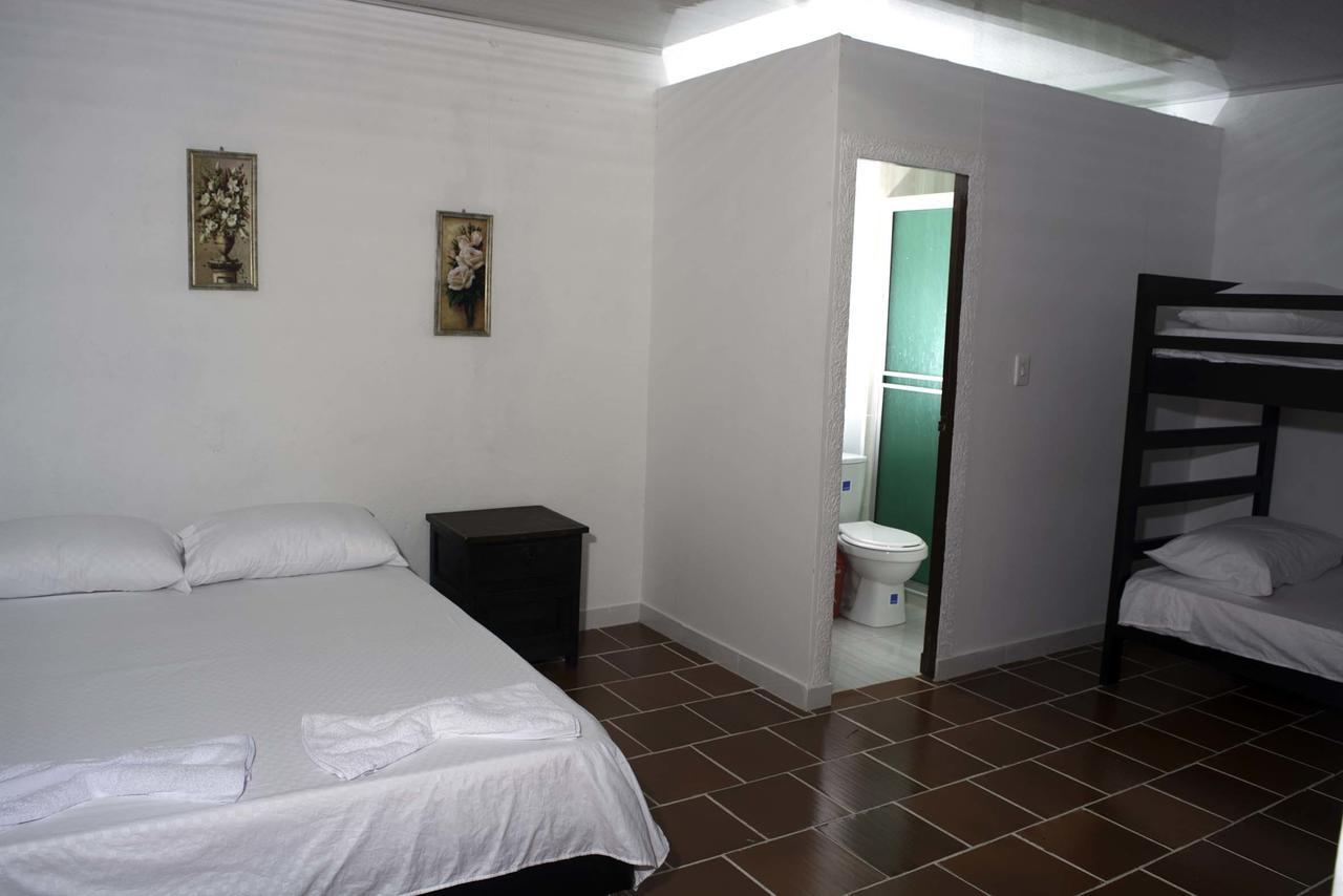 Hostal El Ruby Villavieja Eksteriør bilde