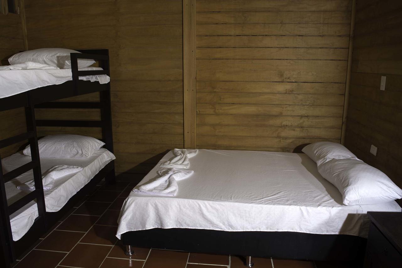 Hostal El Ruby Villavieja Eksteriør bilde