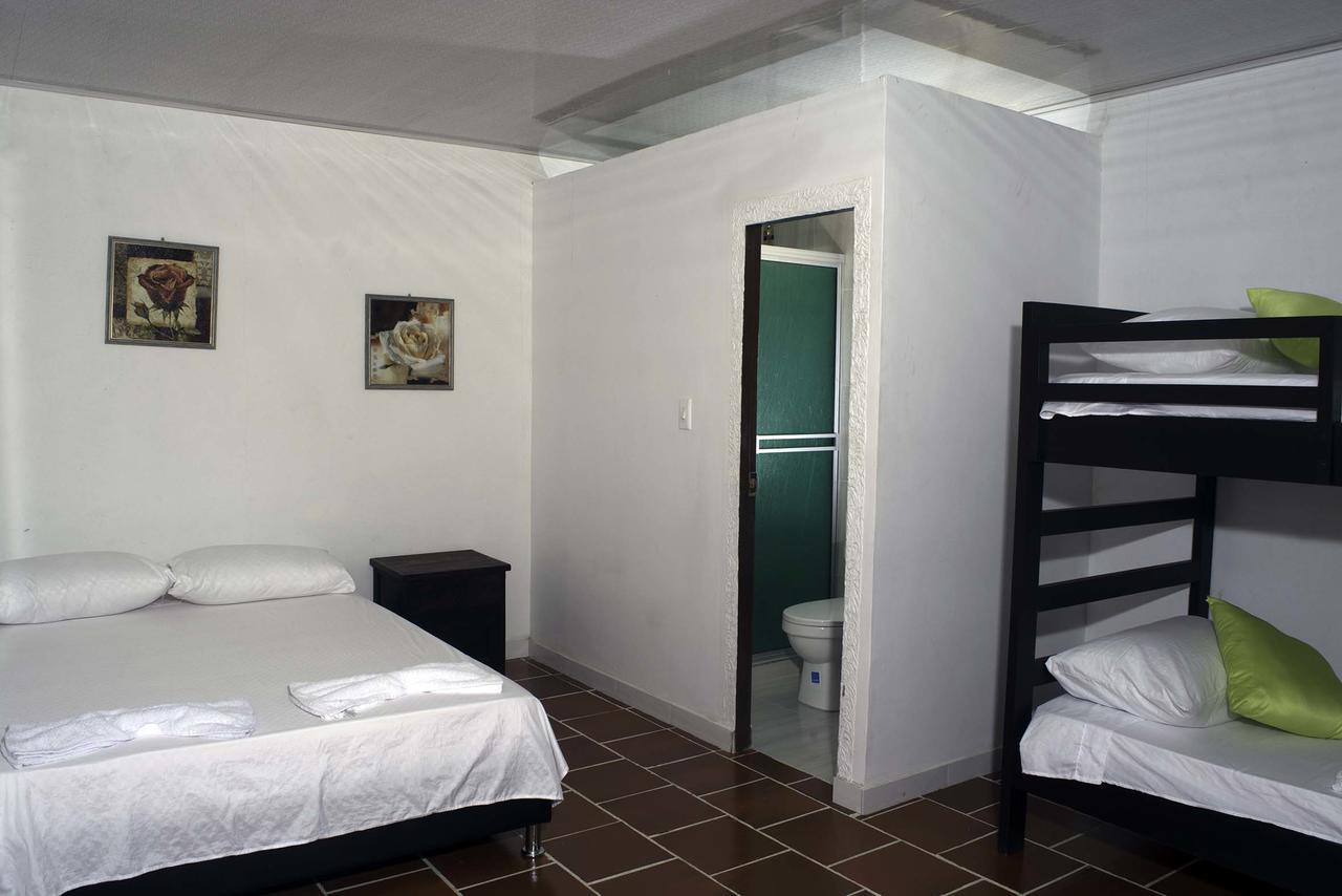 Hostal El Ruby Villavieja Eksteriør bilde