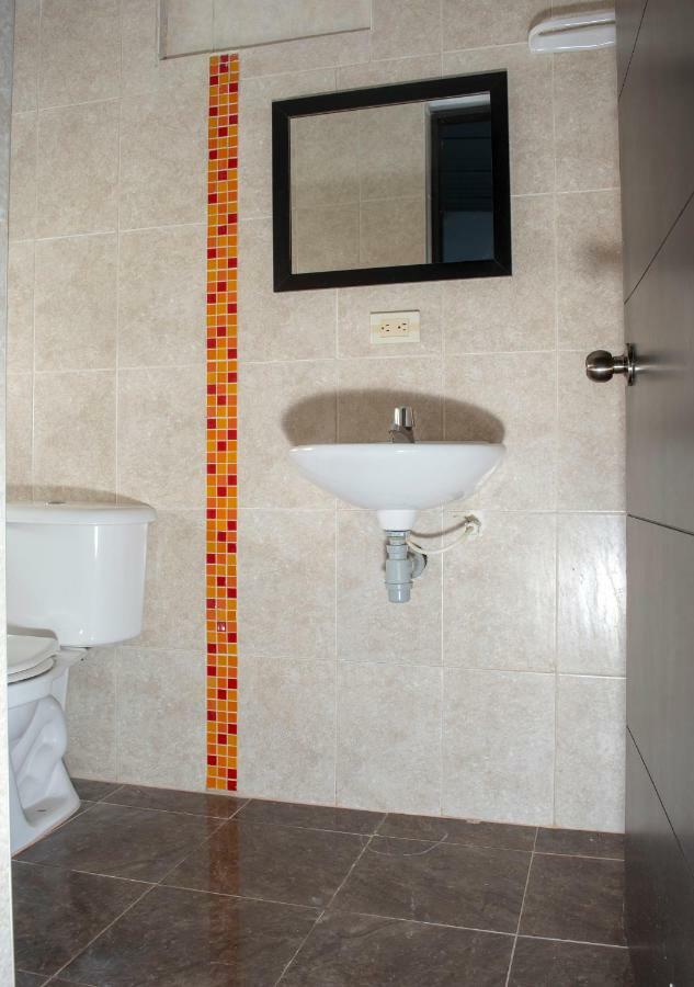 Hostal El Ruby Villavieja Eksteriør bilde