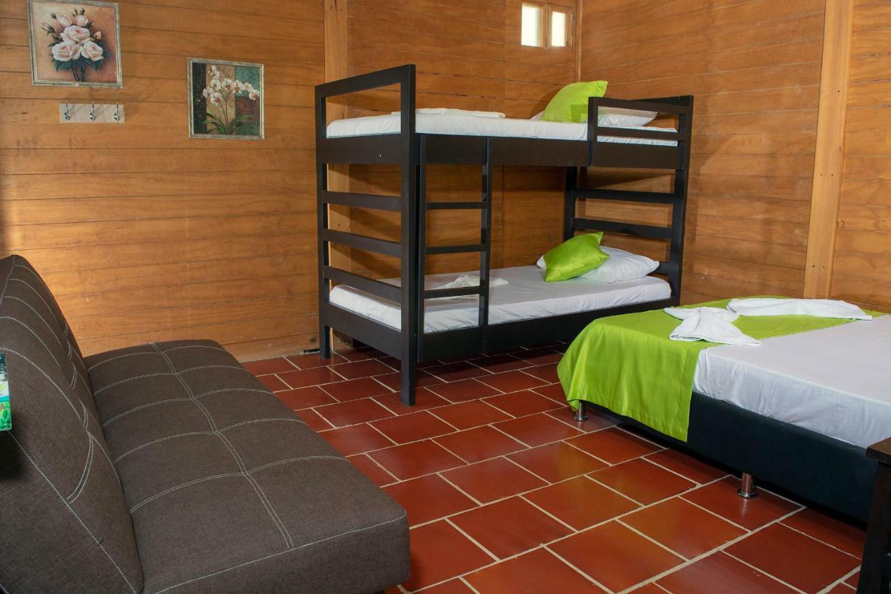 Hostal El Ruby Villavieja Eksteriør bilde